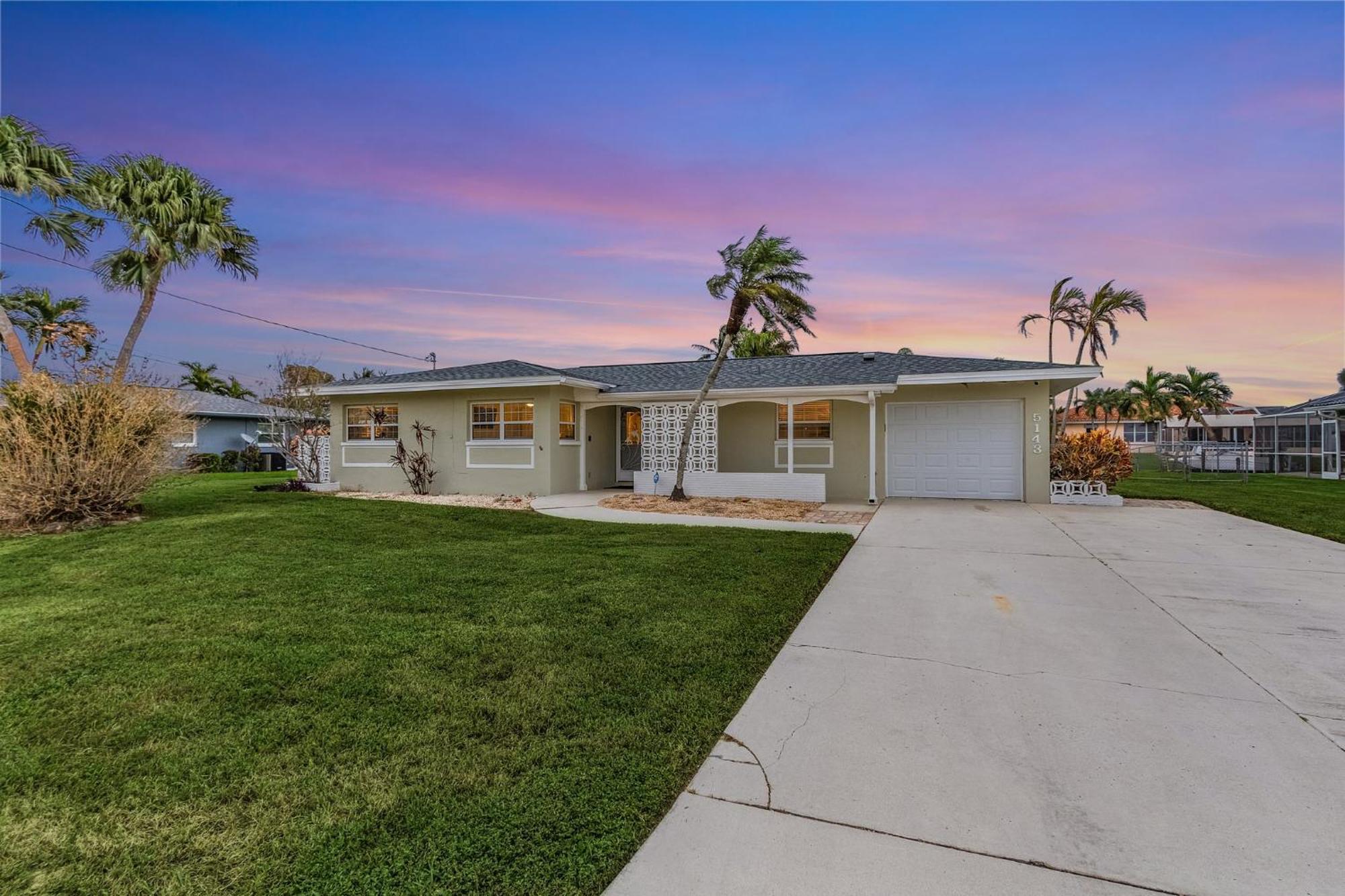 Boating & Fishing Enthusiasts, Heated Pool And Spa, Bicycles - Latitude Adjustment - Roelens Villa Cape Coral Exterior photo