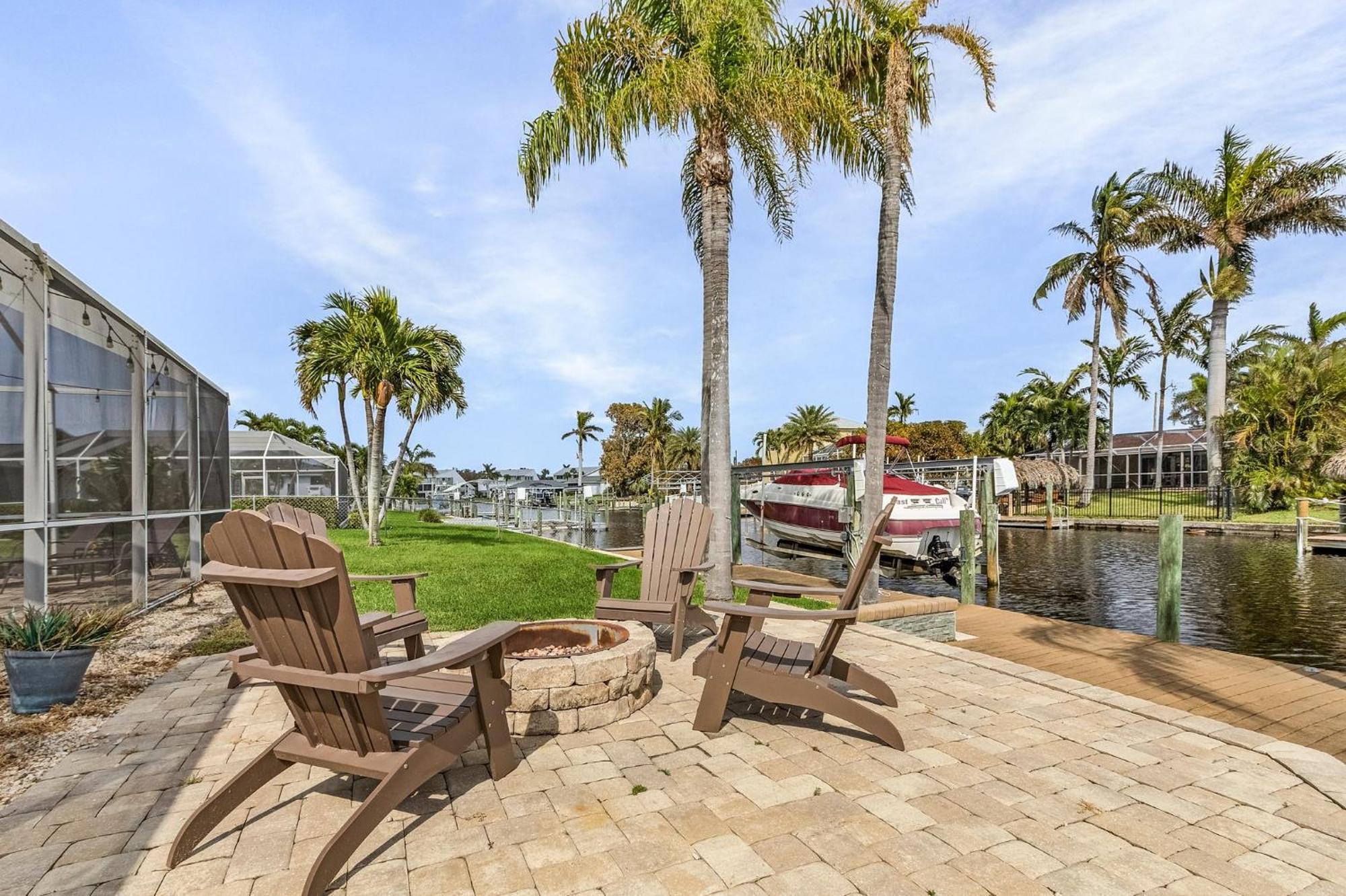 Boating & Fishing Enthusiasts, Heated Pool And Spa, Bicycles - Latitude Adjustment - Roelens Villa Cape Coral Exterior photo