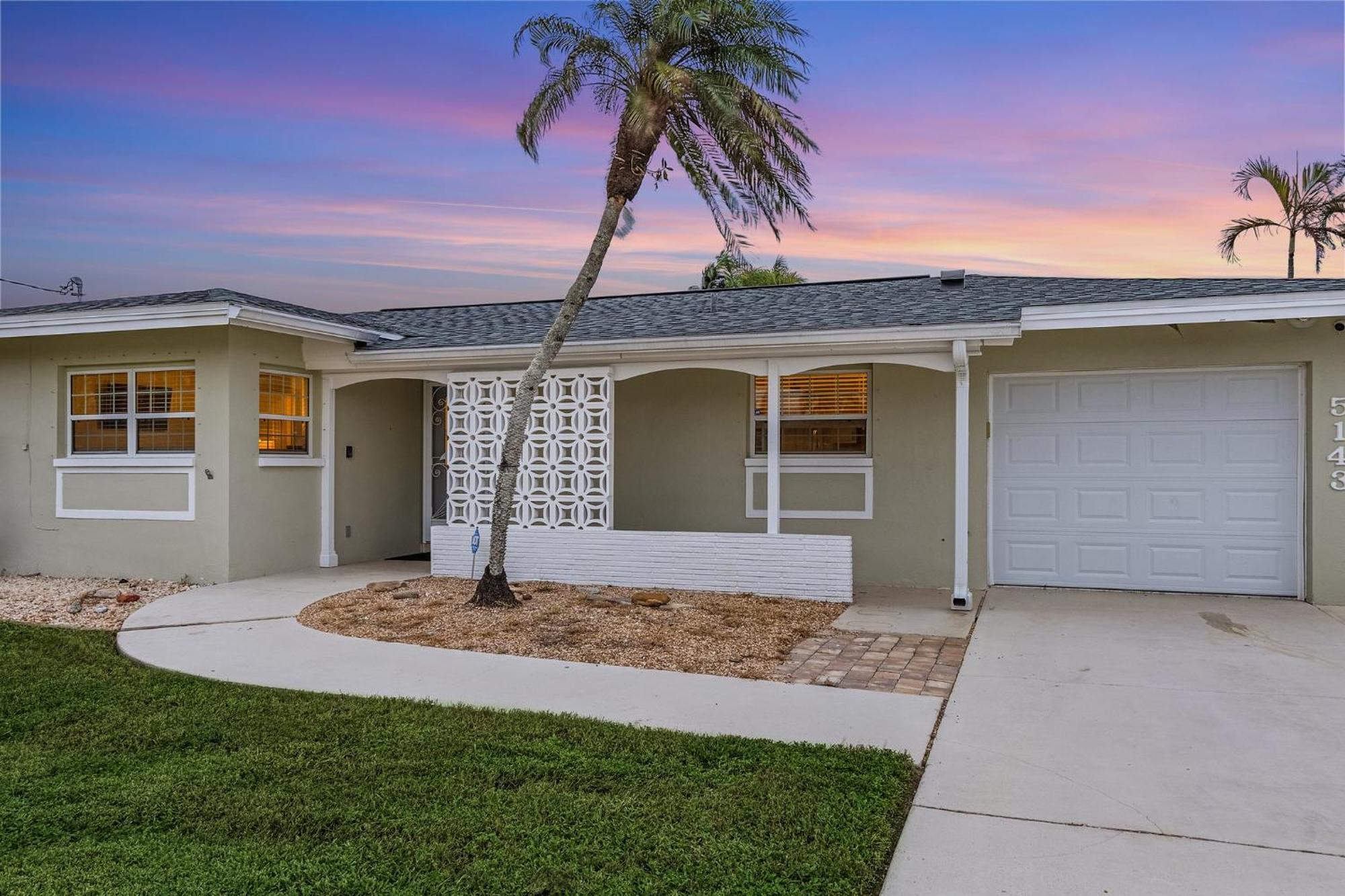 Boating & Fishing Enthusiasts, Heated Pool And Spa, Bicycles - Latitude Adjustment - Roelens Villa Cape Coral Exterior photo