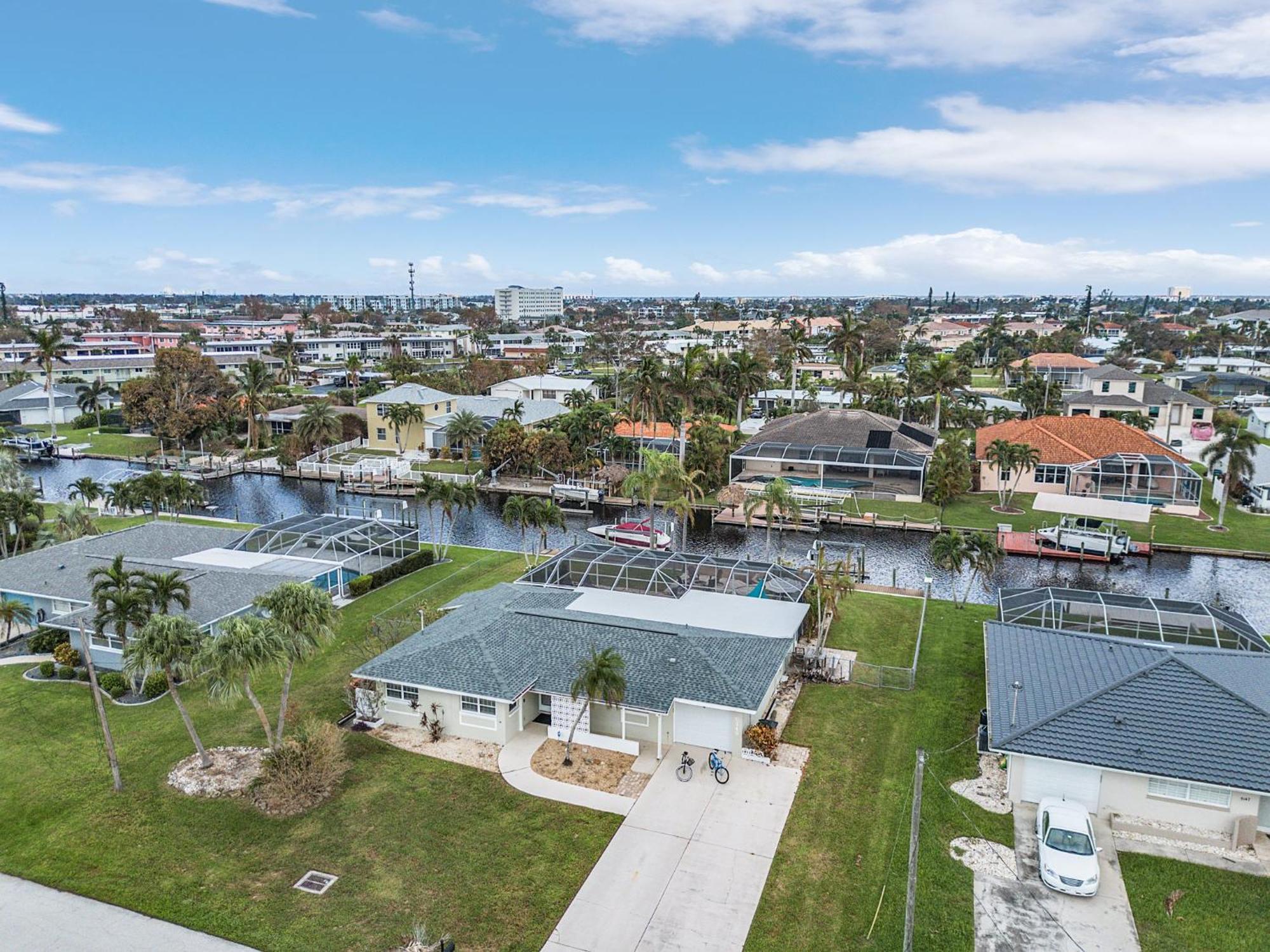 Boating & Fishing Enthusiasts, Heated Pool And Spa, Bicycles - Latitude Adjustment - Roelens Villa Cape Coral Exterior photo