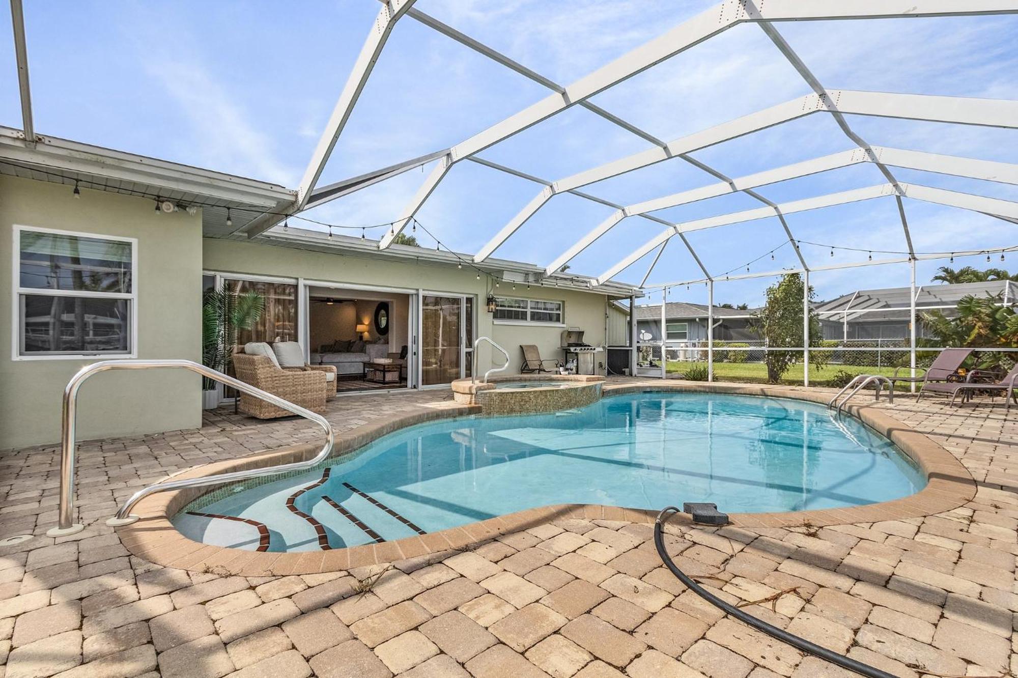 Boating & Fishing Enthusiasts, Heated Pool And Spa, Bicycles - Latitude Adjustment - Roelens Villa Cape Coral Exterior photo