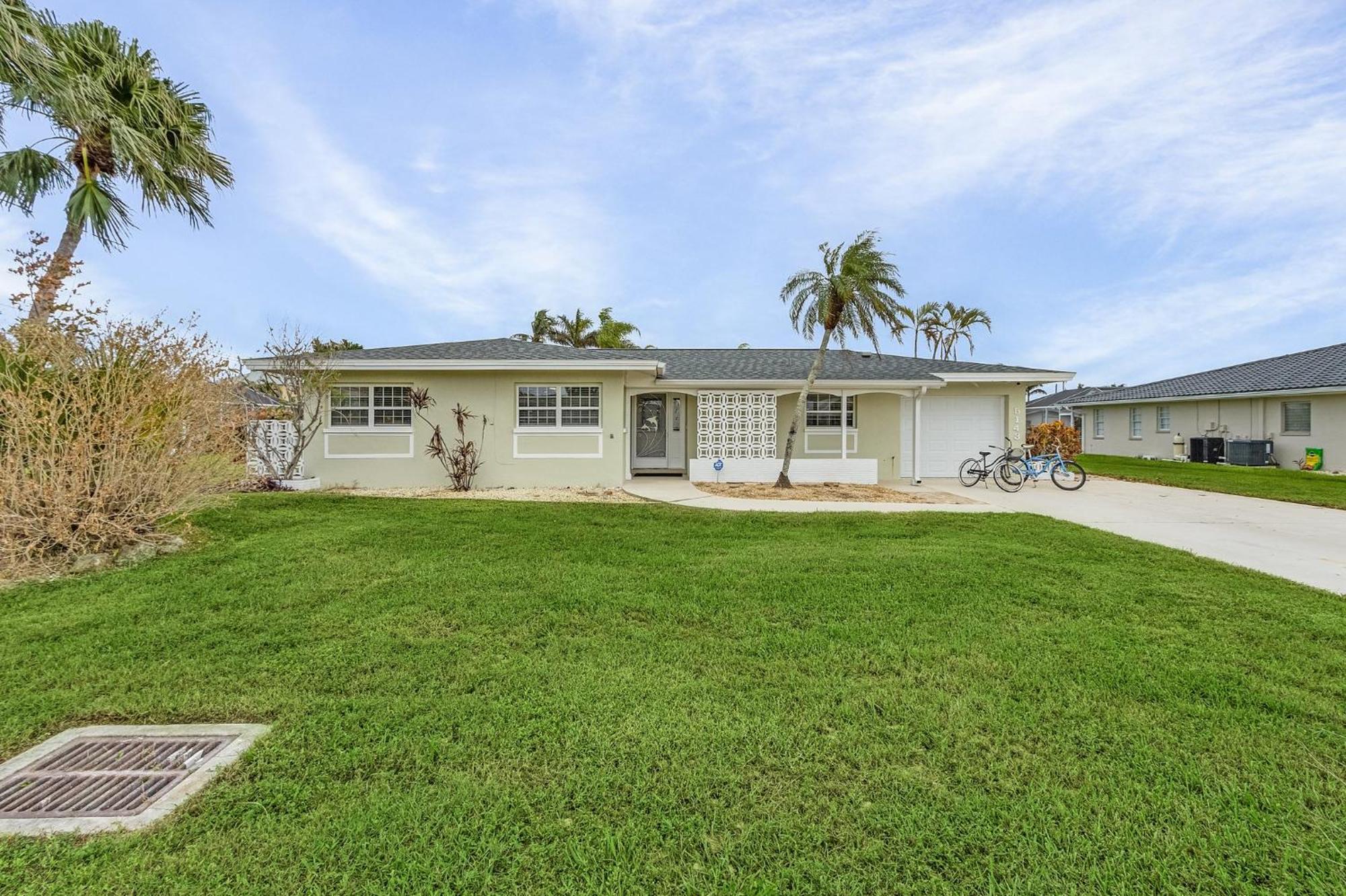 Boating & Fishing Enthusiasts, Heated Pool And Spa, Bicycles - Latitude Adjustment - Roelens Villa Cape Coral Exterior photo